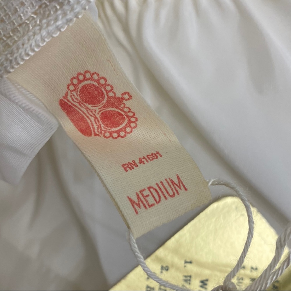 Vintage 60s Deadstock White Maxi Slip with Embroidered Trim NWT Medium - Picture 8 of 10